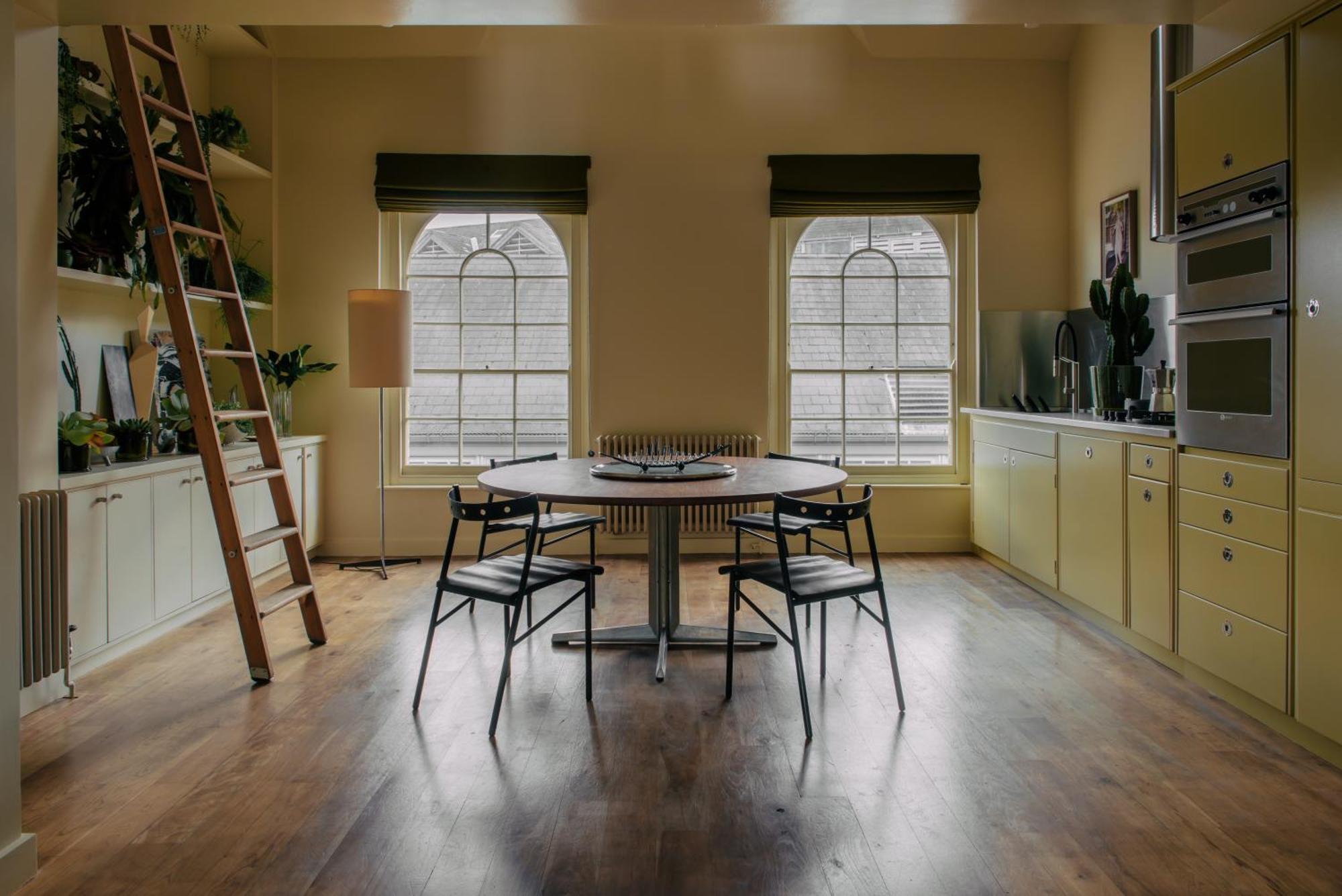 Stylish 1 Bedroom In Covent Garden With Terrace Лондон Экстерьер фото